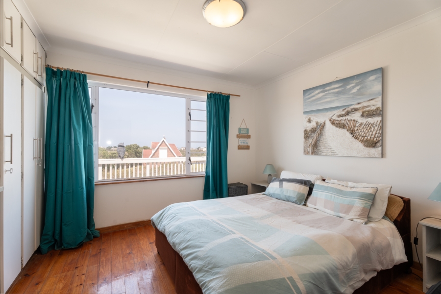 4 Bedroom Property for Sale in Bettys Bay Western Cape